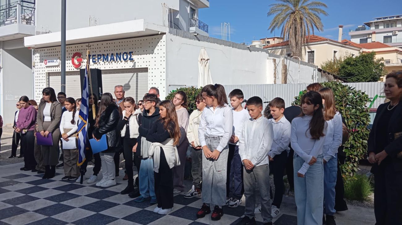 Κατάθεση στεφάνων 17 Νοέμβρη 1973