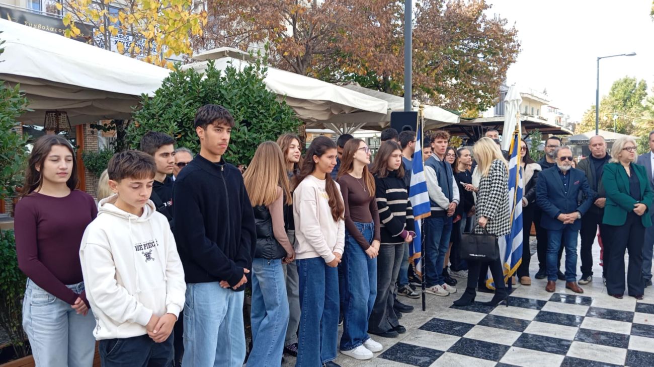 Κατάθεση στεφάνων 17 Νοέμβρη 1973