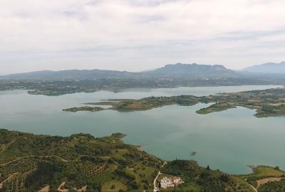 Κατηγορηματικό «ΟΧΙ» του Δημοτικού Συμβουλίου Ήλιδας στην εγκατάσταση φωτοβολταϊκών στη λίμνη Πηνειού