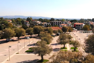 Φωταγώγηση Παραδοσιακού Χριστουγεννιάτικου Καραβιού στην πλατεία Κουρούτας